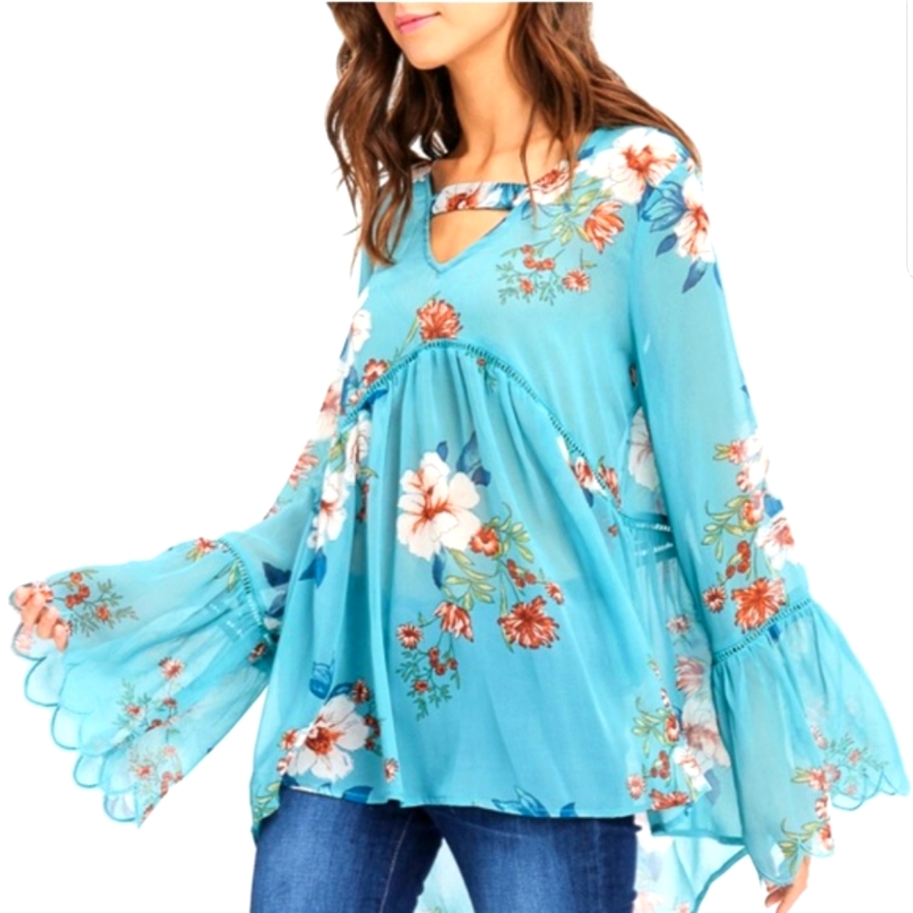 💕🩵 Crescent "Gemma" Floral Chiffon Top🩵 - Picture 5 of 5